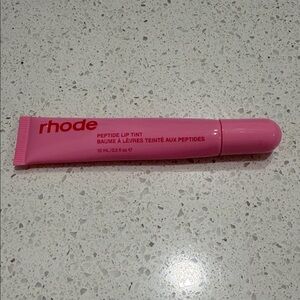 RHODE Peptide Lip Tint in Vibrant Pink